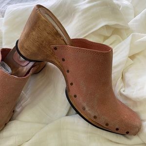Clogs! Wooden Heel Leather